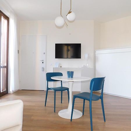 Casa Jotti Appartement Cardano Al Campo Buitenkant foto