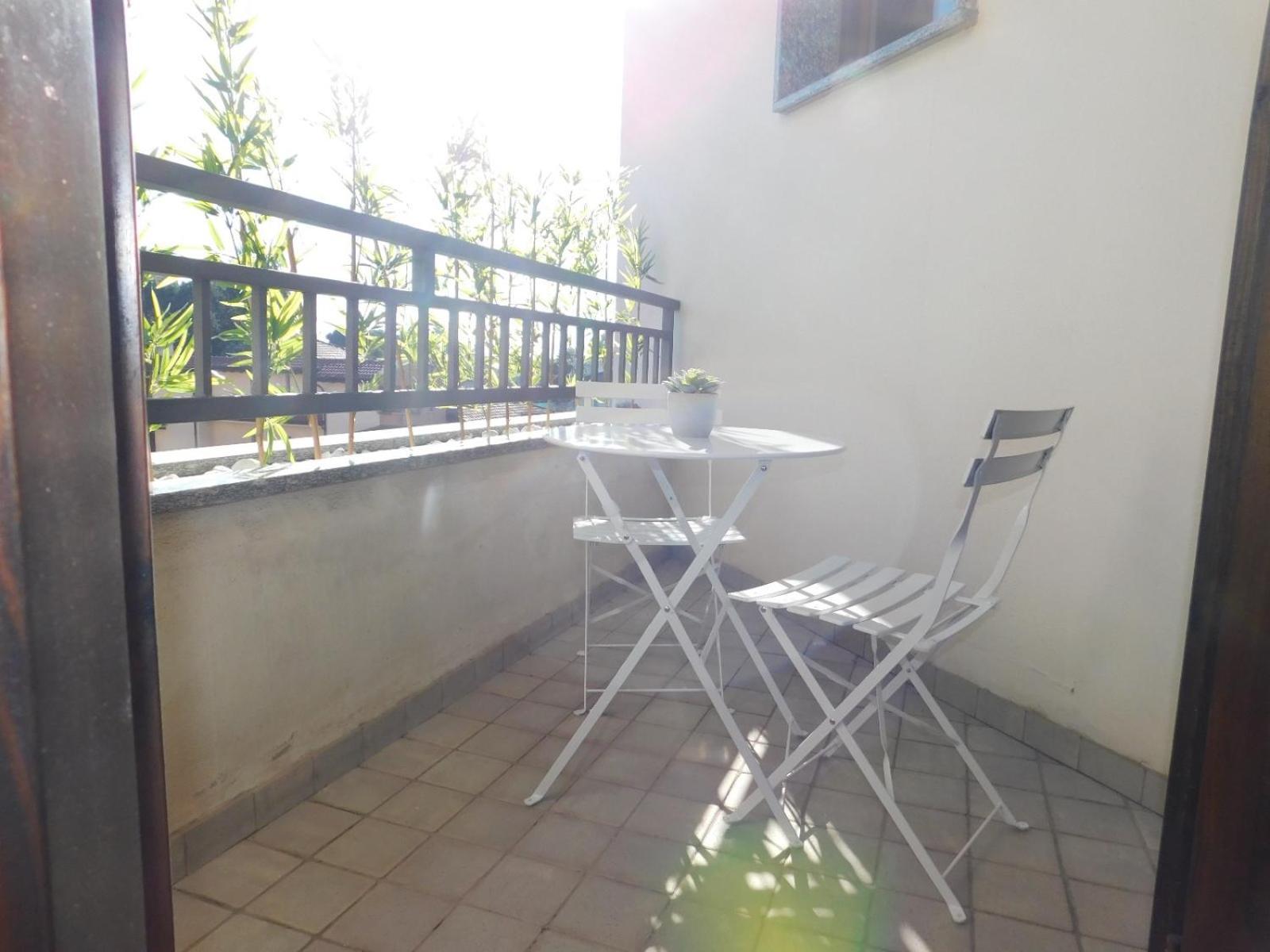 Casa Jotti Appartement Cardano Al Campo Buitenkant foto