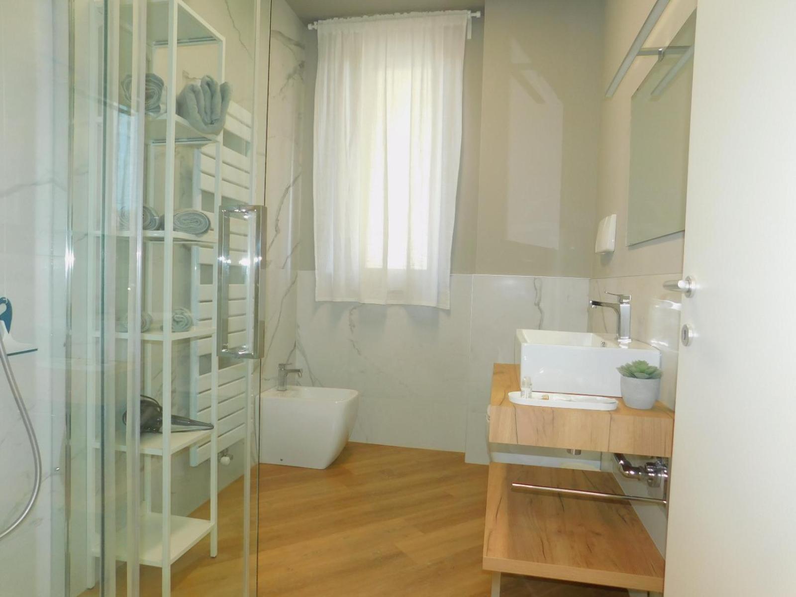 Casa Jotti Appartement Cardano Al Campo Buitenkant foto