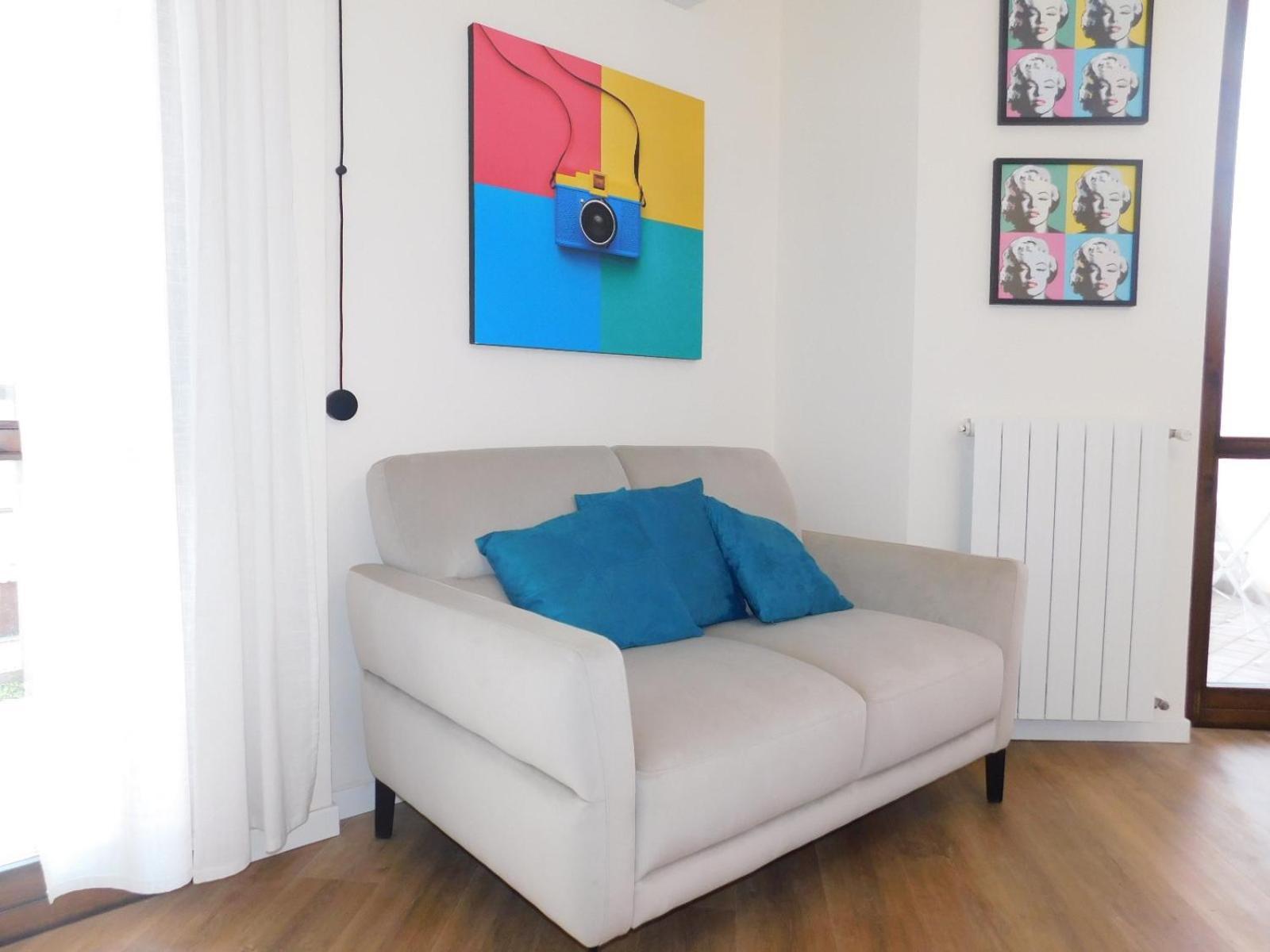 Casa Jotti Appartement Cardano Al Campo Buitenkant foto